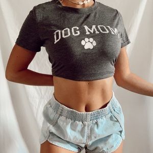 Dog Mom Graphic Tee
